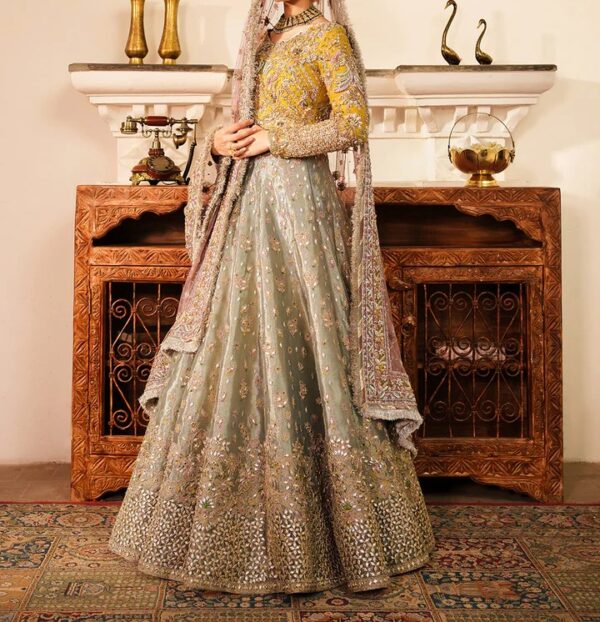 Nameh ridal Dress - Image 3